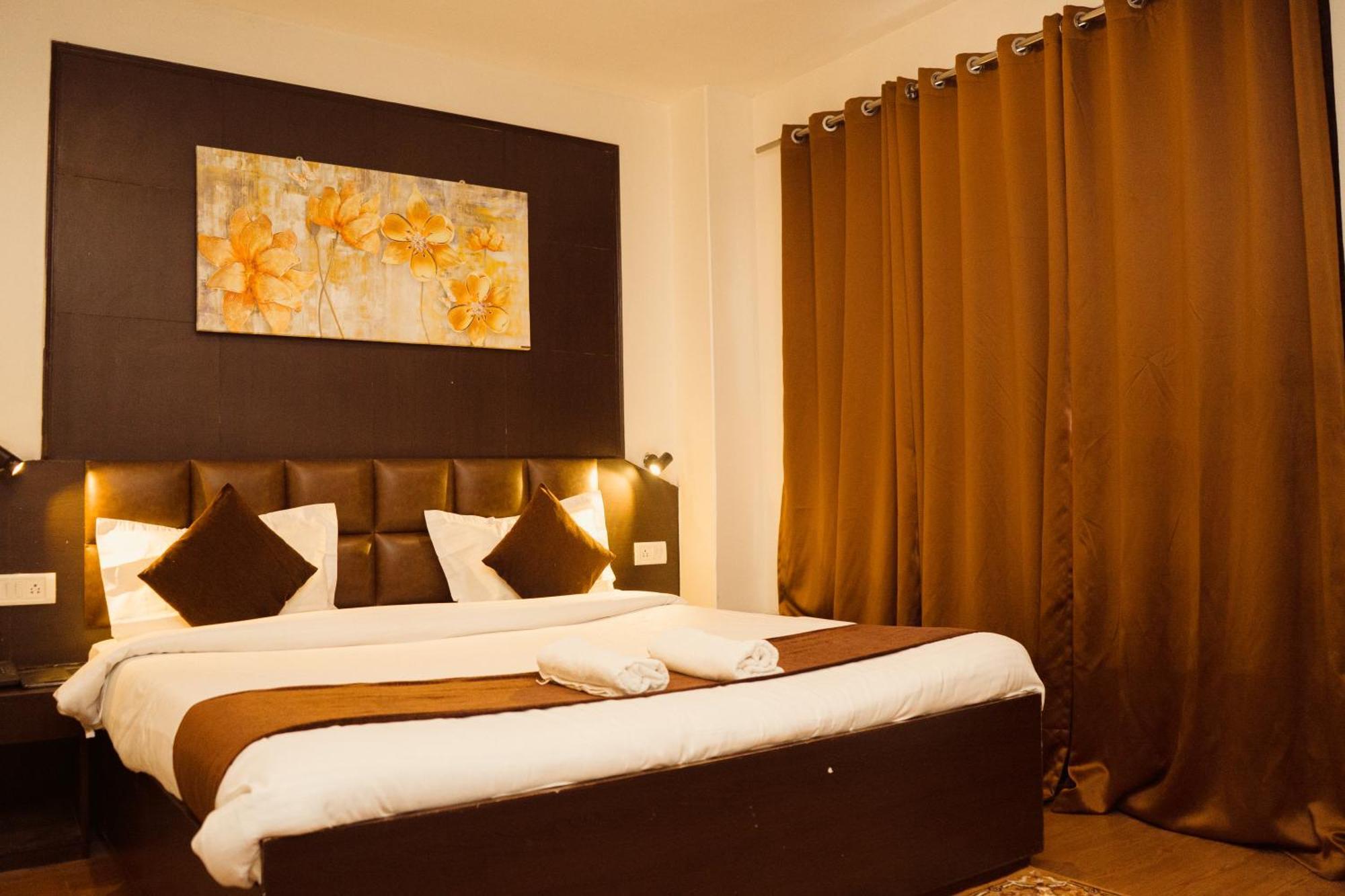 Hotel Siddhi Vinayak Regency, Mg Marg Gangtok Eksteriør bilde
